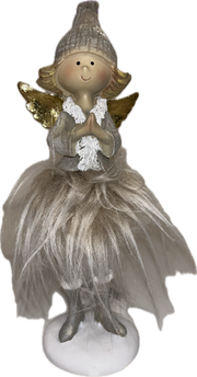 „Glanzvoller Schutzengel mit Stoffkleid und goldenen Flügeln“